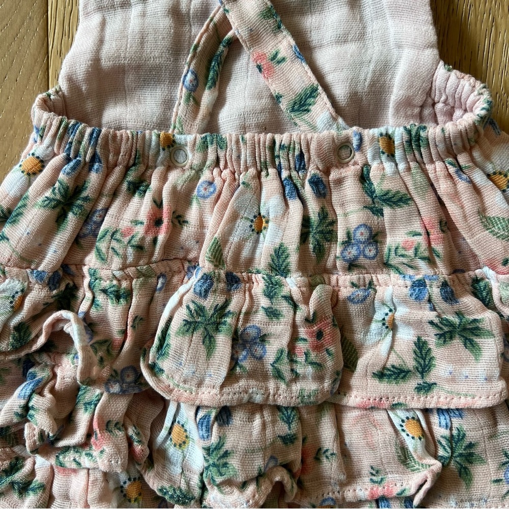 Angel Dear Ruffle Sunsuit - Picture 4 of 4